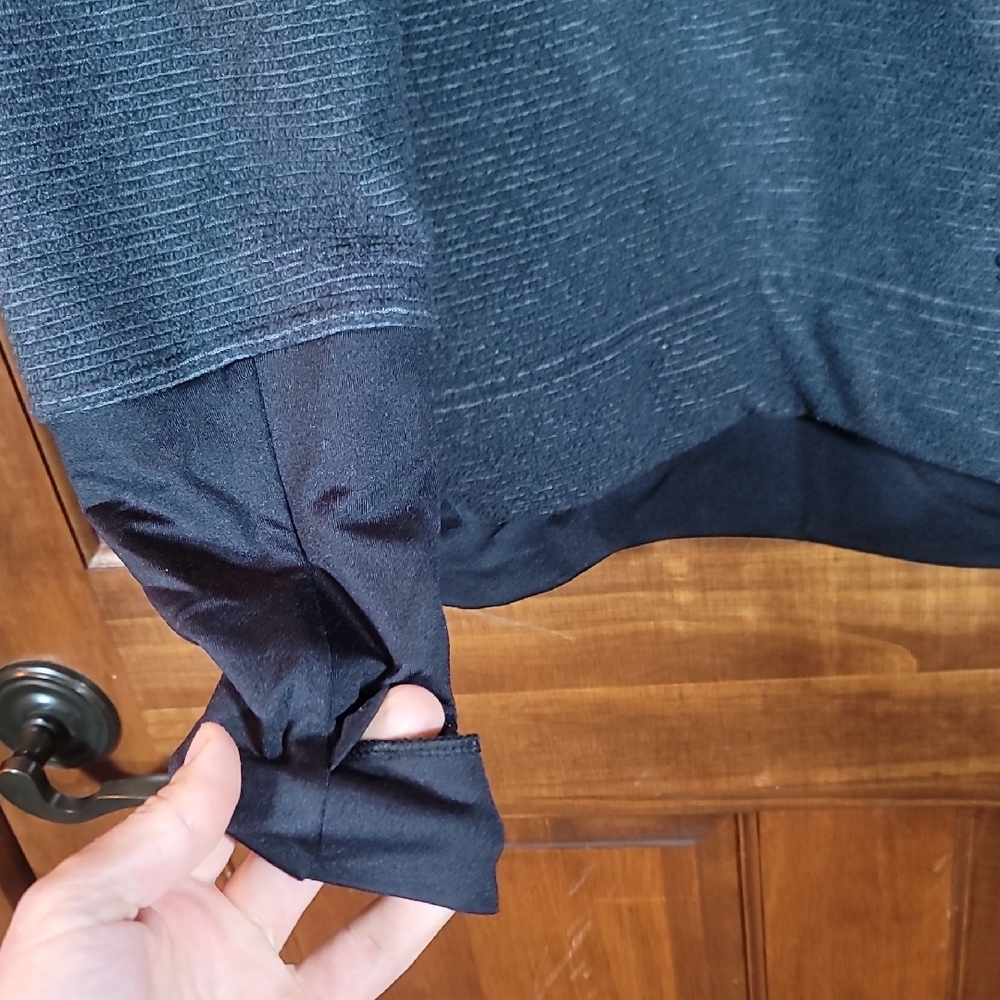 Simms Large Dark Gray Turtle Neck Sweatshirt With… - image 3